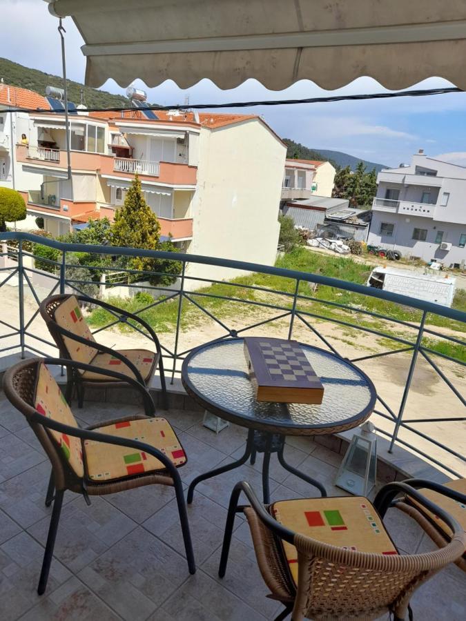 Dominikis Appartment Néa Péramos Dış mekan fotoğraf