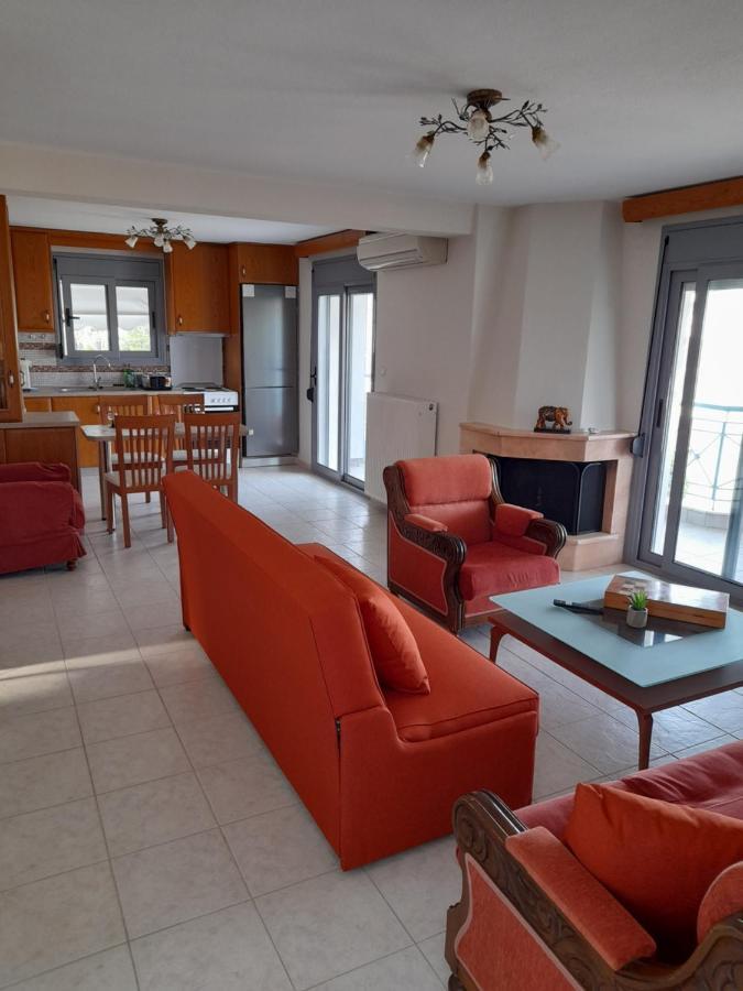 Dominikis Appartment Néa Péramos Dış mekan fotoğraf